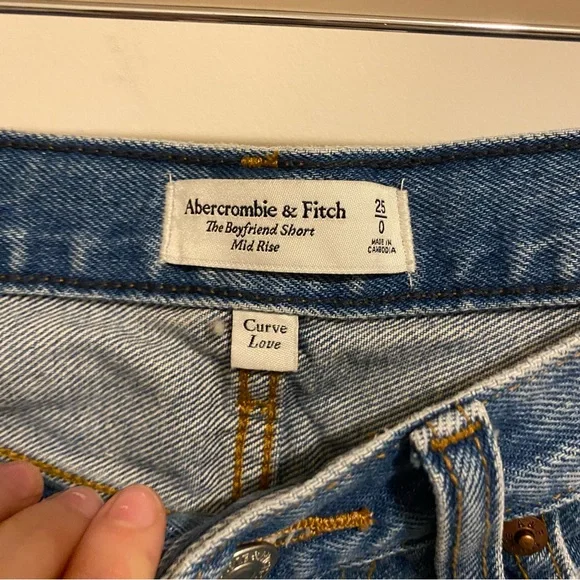 Abercrombie & Fitch Curve Love Boyfriend Short Mid Rise size 0/25 - Picture 4 of 5